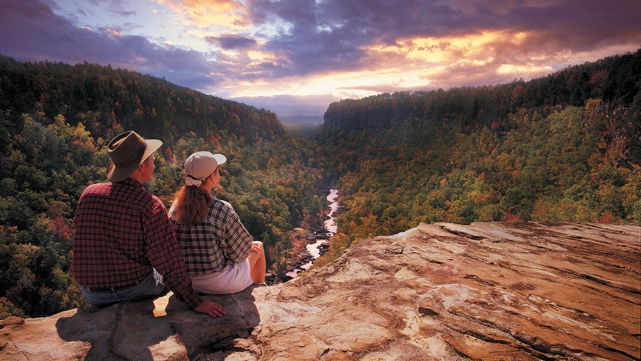 Located in the southern Appalachians, Little River Canyon National Preserve is a particularly beautiful place to visit in fall, when its natural scenic views bursts into vibrant colors. The Alabama National Preserve features stunning forested uplands, waterfalls, canyon rims and bluffs and sandstone cliffs. (Photo by Steve Uzzell courtesy of The Alabama Bureau of Tourism & Travel)