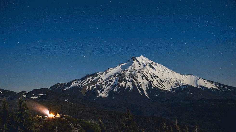 The Portland-based photographer captures Mt. Jefferson in Oregon. (Ben Canales)