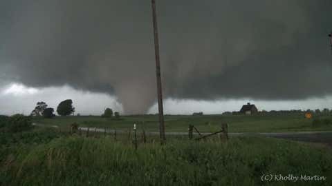 A tornado carved through Cameron, Ill., Thursday night, causing 'significant damage' in the town of around 600 people. (Kholby Martin/Twitter)