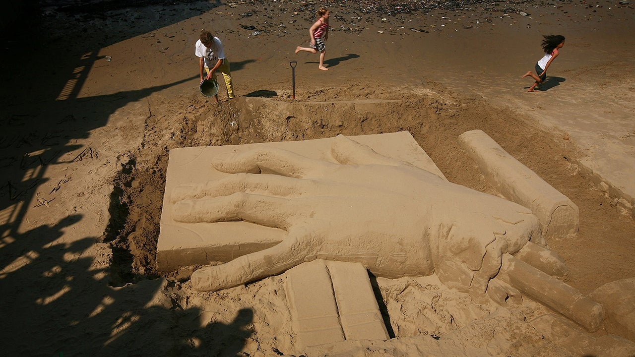 Photo by Peter Macdiarmid/Getty Images)