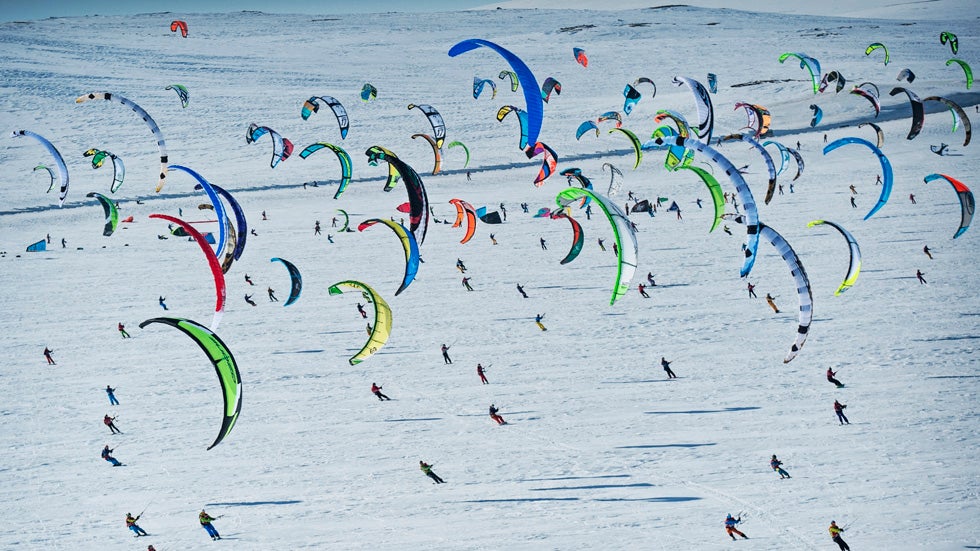 Participants perform during the Red Bull Ragnarok snowkite race at Hardangervidda near Haugastol, Norway on April 4, 2014. (Sebastian Marko/Red Bull Content Pool)