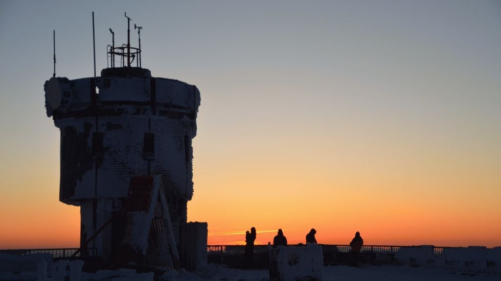 A twilight view from the summit of Mt. Washington, N.H.  (Credit:  mountwashington.org)