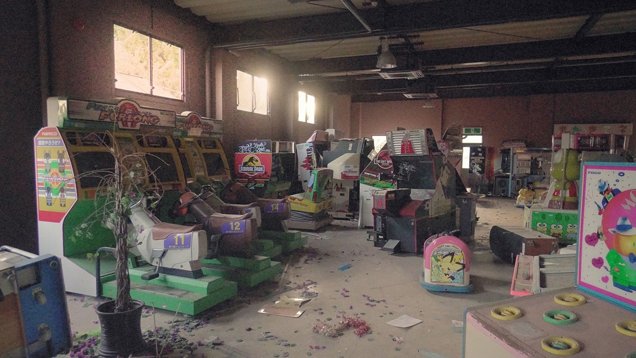 In attempt to capture the dreamy soft colors of the sunset, Habchy visited Nara Dreamland on a clear sunny day. (Victor Habchy)