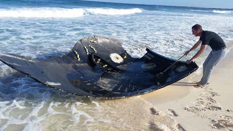 Debris from the SpaceX Falcon 9 crash is seen along the beach of Elbow Cay in the Bahamas on Friday, May 29, 2015. (All photos courtesy of Kevin Eichelberger)