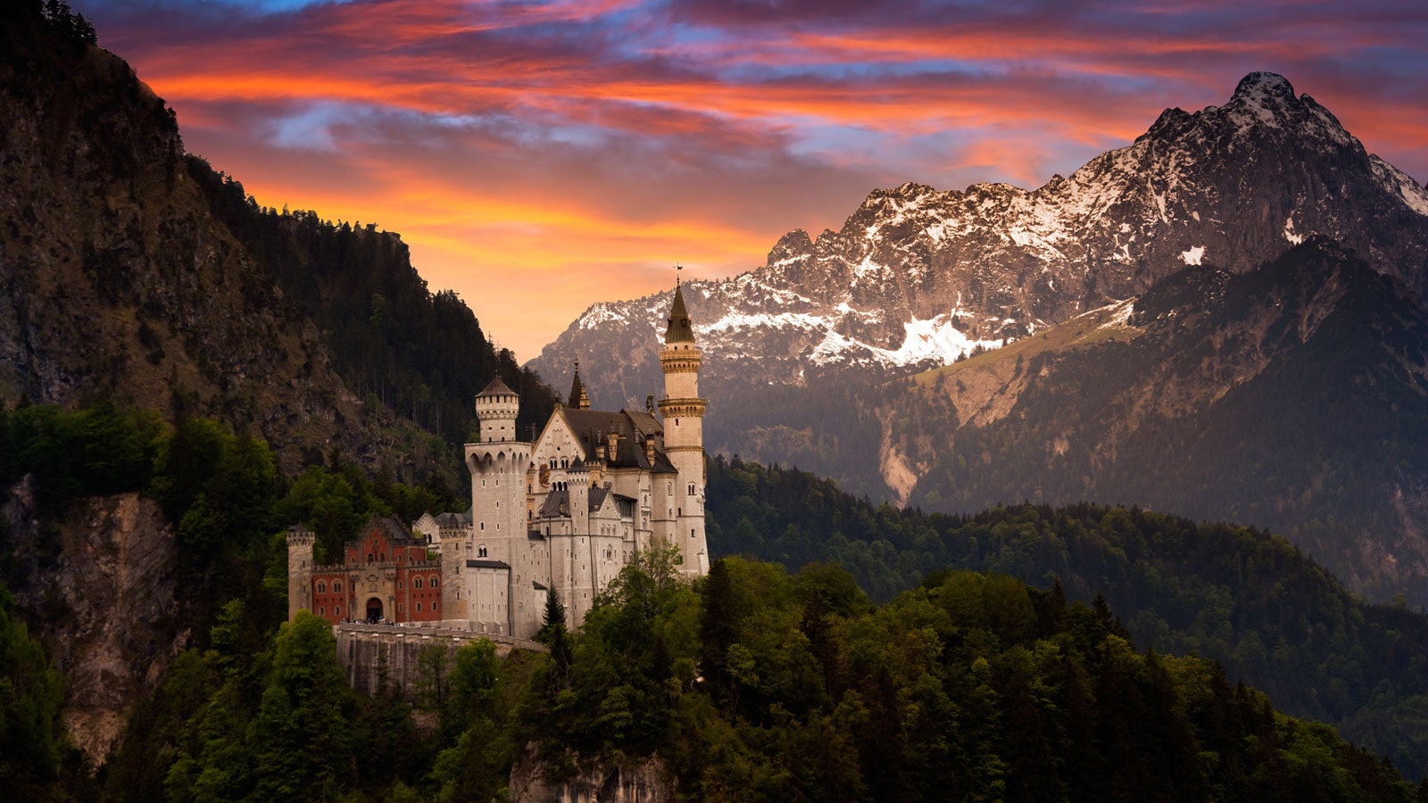 [Image: twc_de_schloss_neuschwanstein_colourbox1...quality=60]