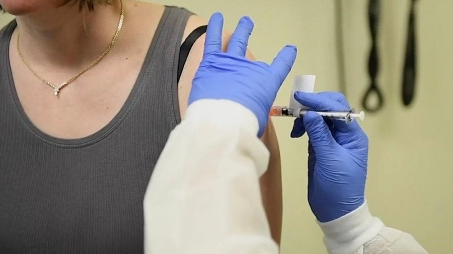 Moderna to Develop COVID-19 Vaccine Booster as New Variant Discovered in US