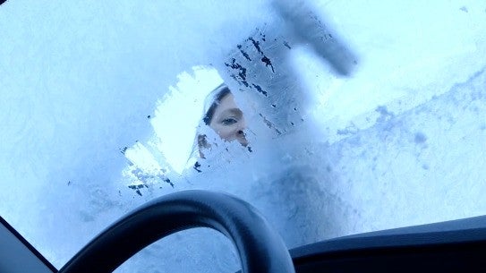 How Do Windshield De-Icers Work?