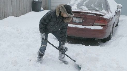 Why You Should Put Cooking Spray On Your Shovel