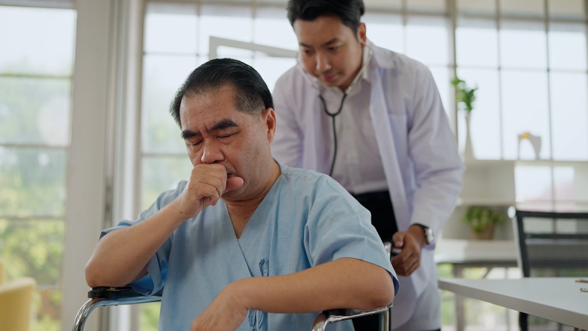 Got The Flu? Here&rsquo;s When To See A Doctor