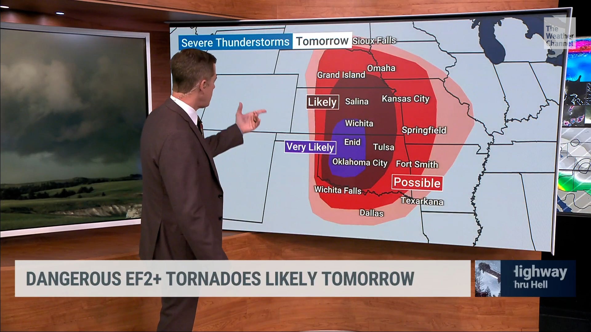Dangerous Tornadoes Likely In Central U.S. On Monday