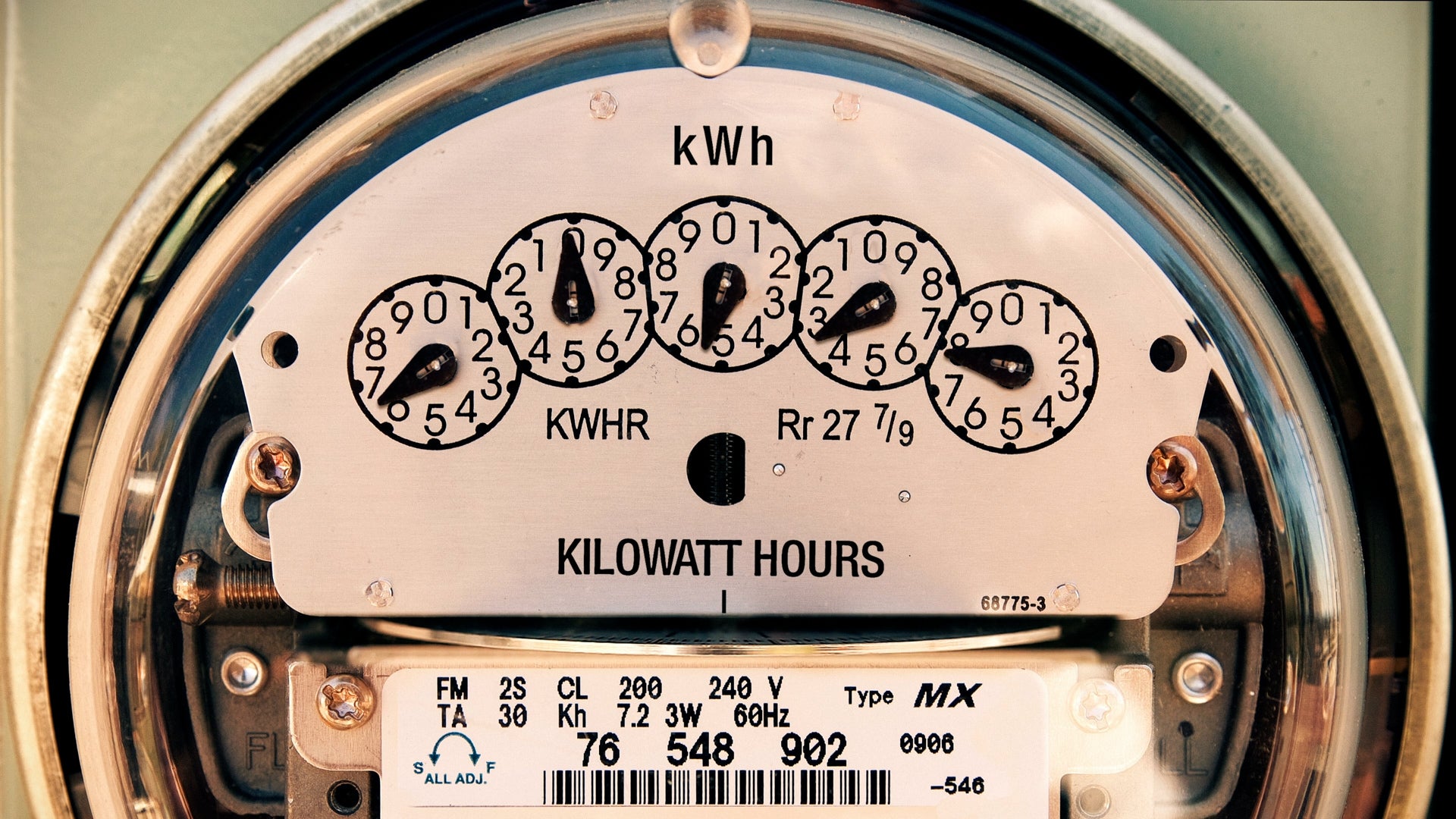 Here&rsquo;s How To Save Energy During A Heat Wave