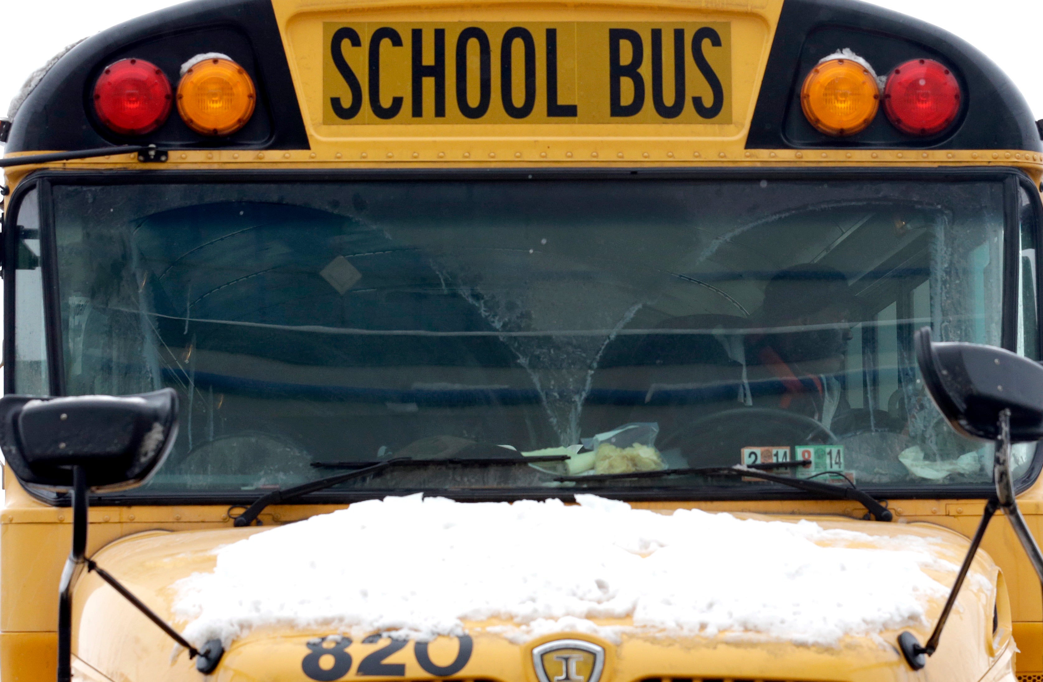 Winter Storm Maximus Snarls NYC Commute, Delays Flights