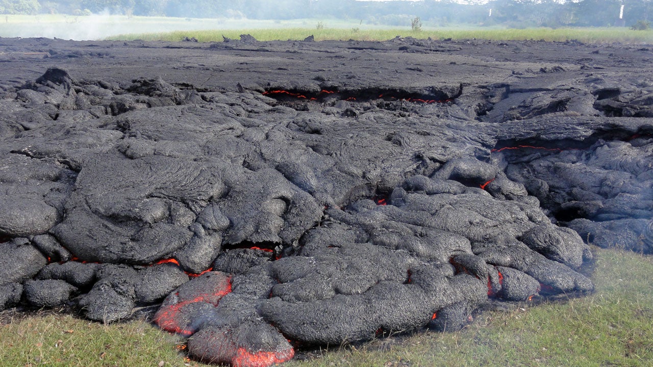 Hawaii Lava Flow Steadily Advancing Toward Pahoa; Residents Will Be