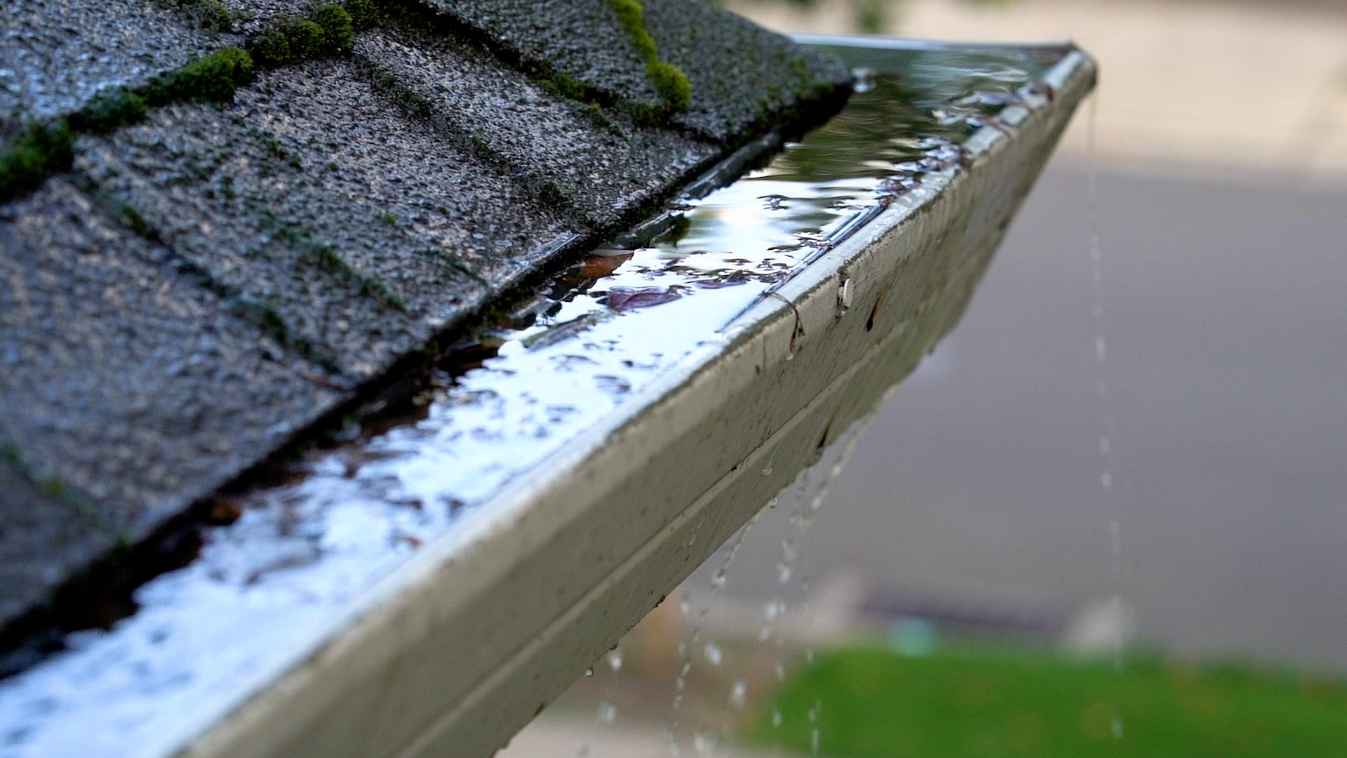Get Your Roof Ready Now For Winter Precipitation