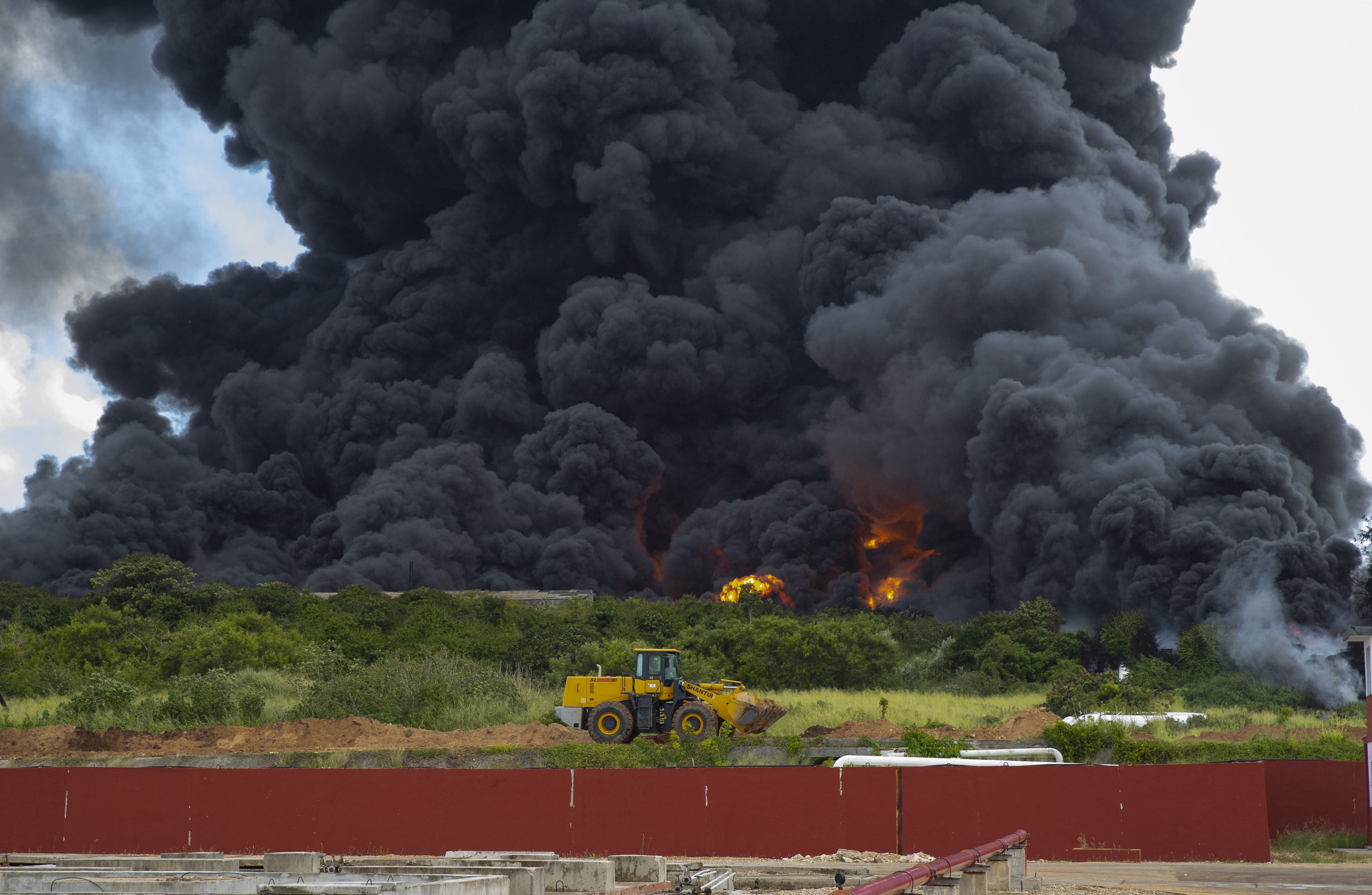 Photos Of Cuba's Oil Fire