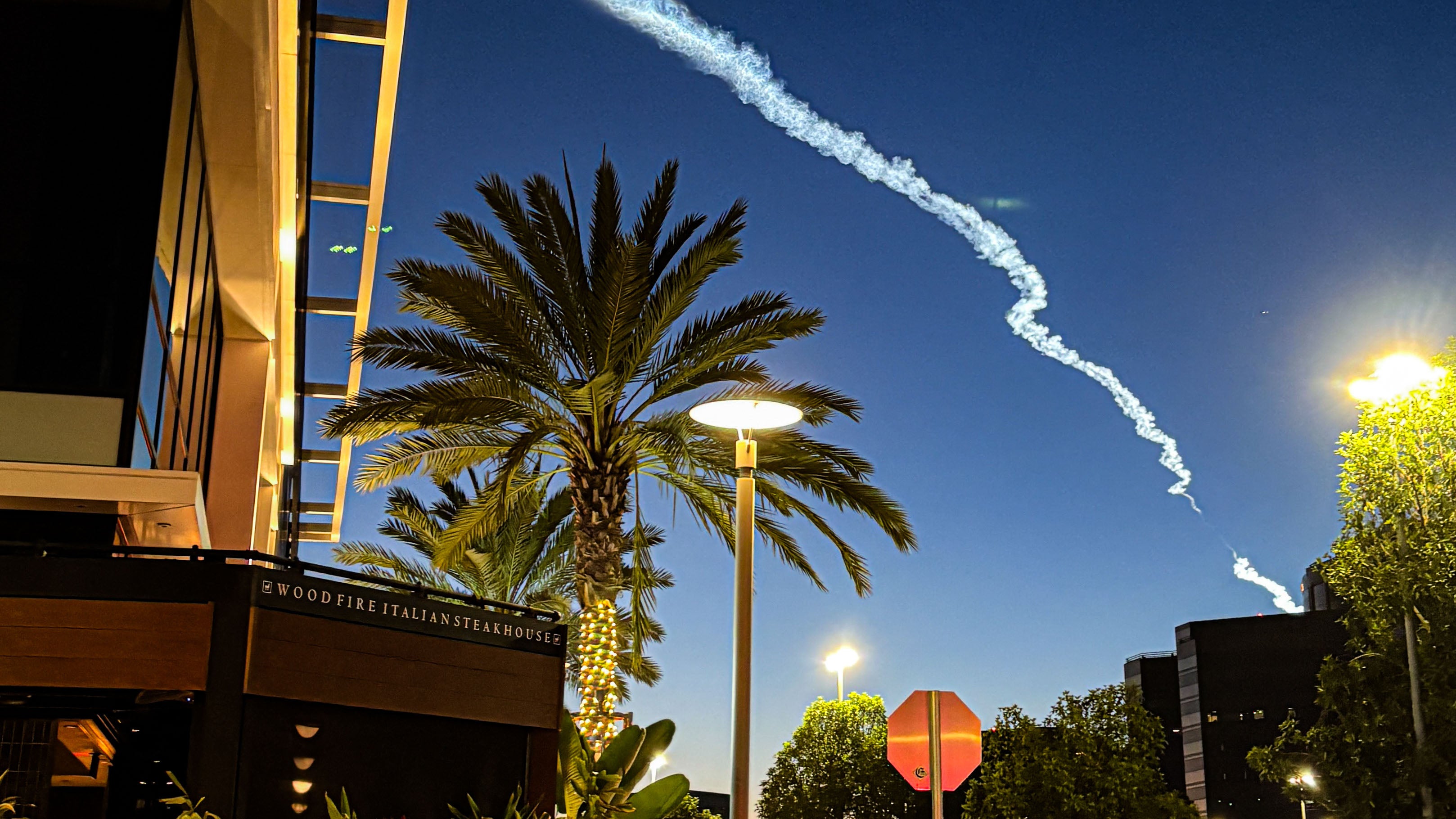 SpaceX Launch Lights Up Sky Over California, Arizona | Weather.com