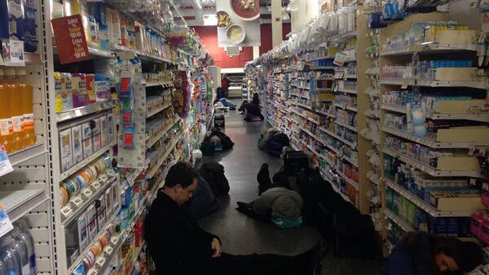 Atlanta Businesses Open Doors to Drivers Stranded by Winter Storm Leon (PHOTOS)