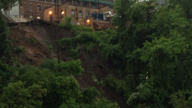Twin Cities Flooding Causes Mudslide Near University of Minnesota Medical Center