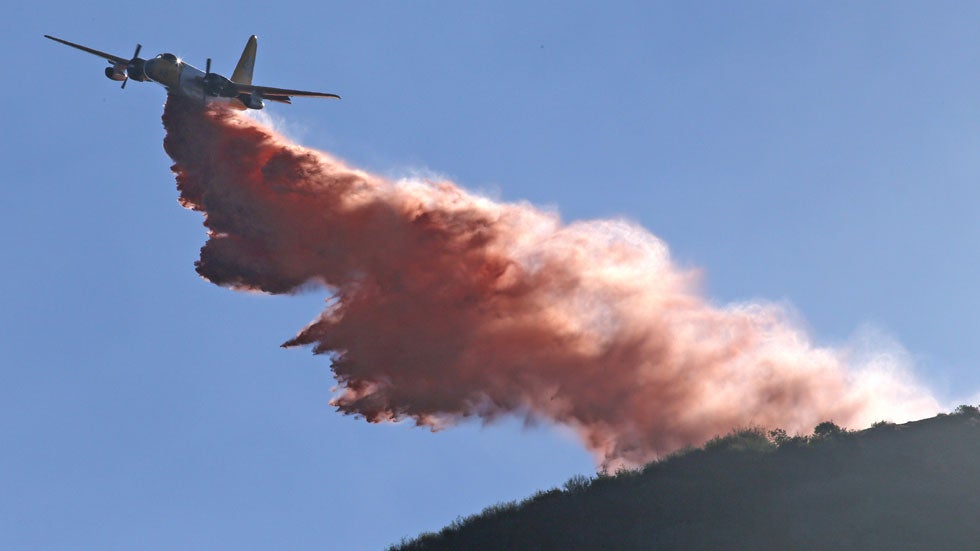 Air Tanker Crashes While Fighting Wildfire at Yosemite National Park 
