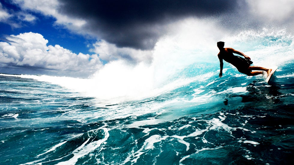 Photographer Captures Surf Culture Around the World