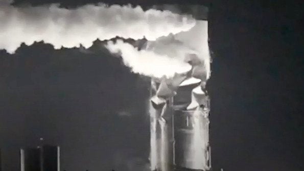 SpaceX Starship Collapses During Cryogenic Test