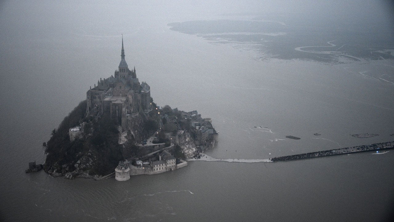 Supertide Dazzles Onlookers in France and England The Weather Channel