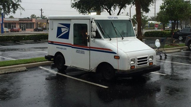 Fort Lauderdale, Florida, Postal Worker Injured By Lightning Strike
