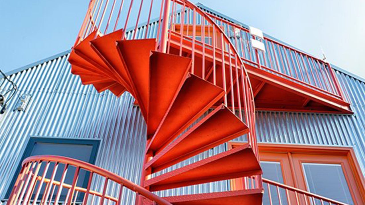 From Creepy to Cool: Abandoned Home Gets Stunning Renovation (PHOTOS) 