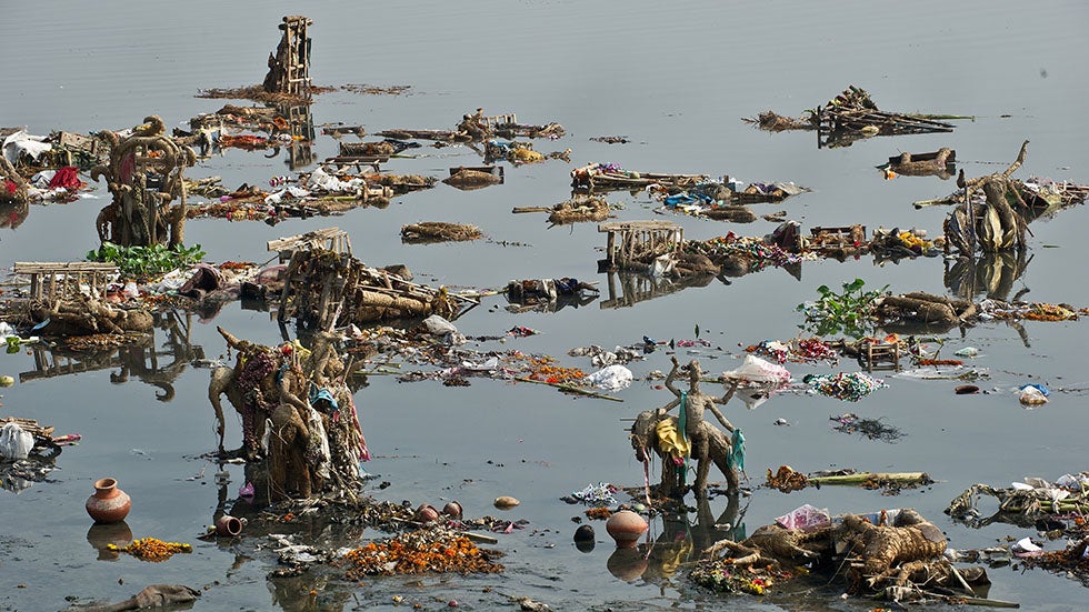 Trash Cities: The World's Worst Garbage Problems | The Weather Channel
