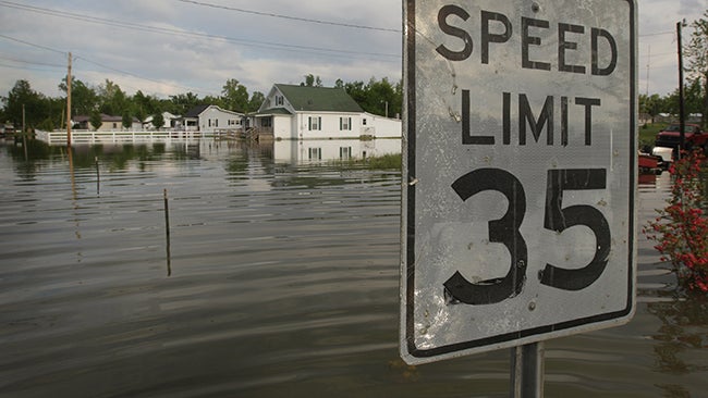 Severe Weather Heads for Indianapolis, Ohio Valley
