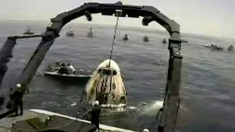 Unauthorized Boaters Surround SpaceX Capsule, Sparking Concerns