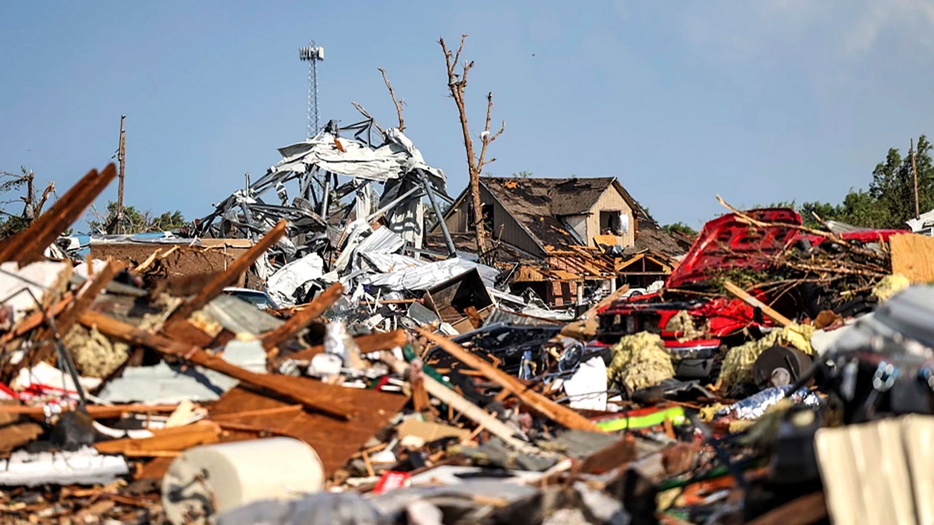 Southern Plains Tornadoes Leave Severe Damage (PHOTOS)