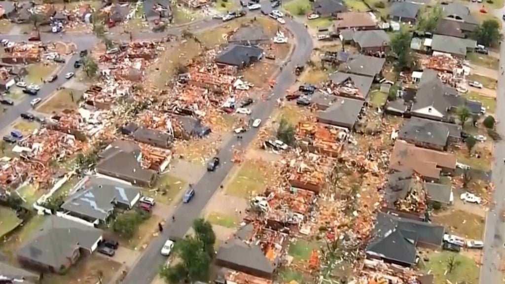 Multiple Tornadoes Flatten Homes Across Oklahoma City Area; 11 Injured