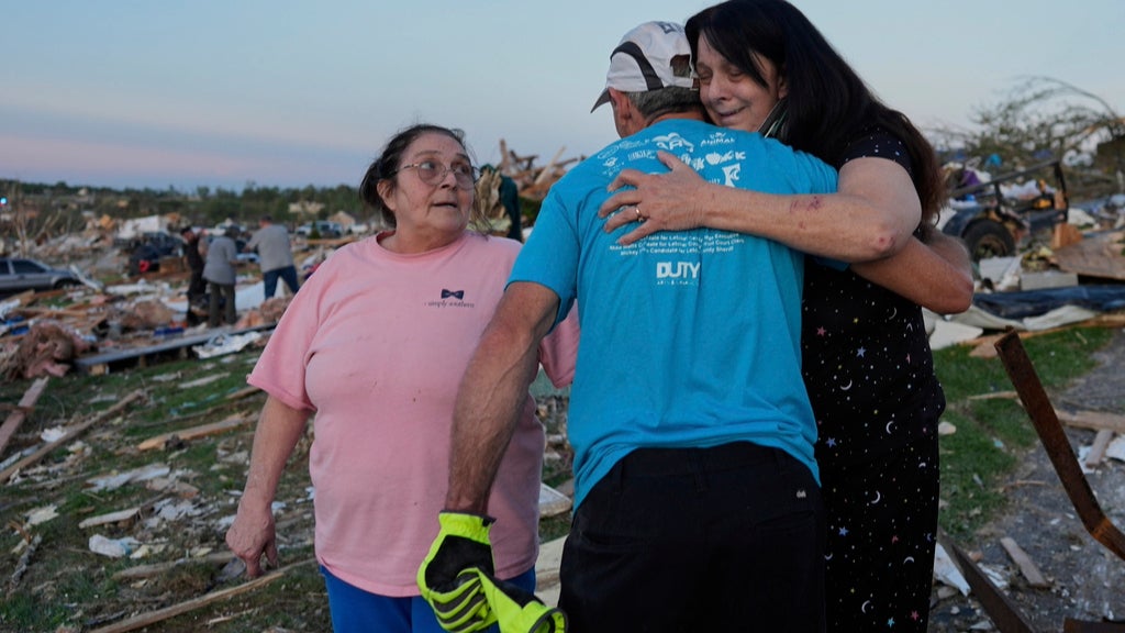 Nearly 30 Dead After Tornadoes Rip Across Midwest, Devastating Missouri, Kentucky