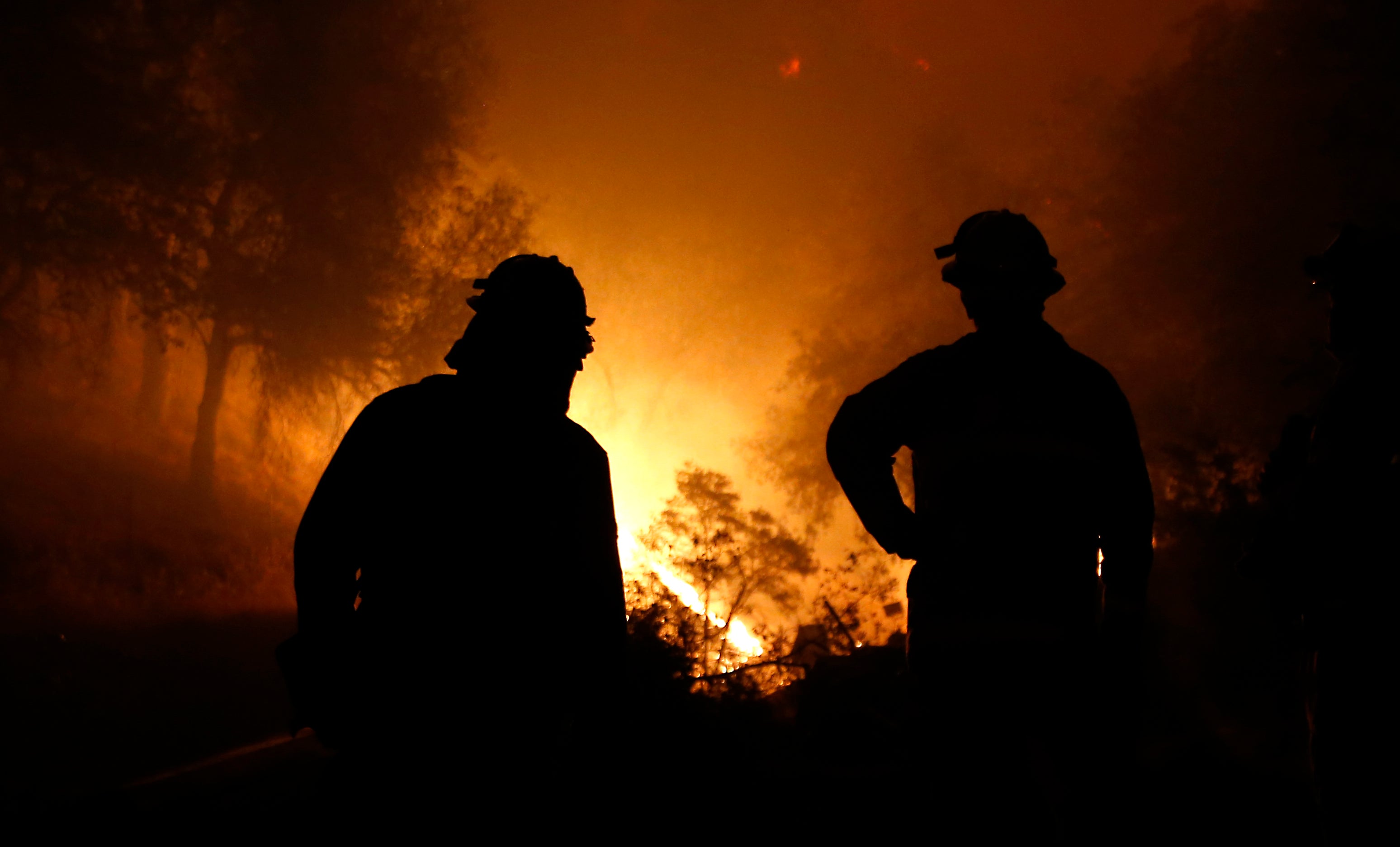 Wildfire Balloons to Nearly 65,000 Acres Overnight, Forces Evacuation of 2,700 Northern California Residents