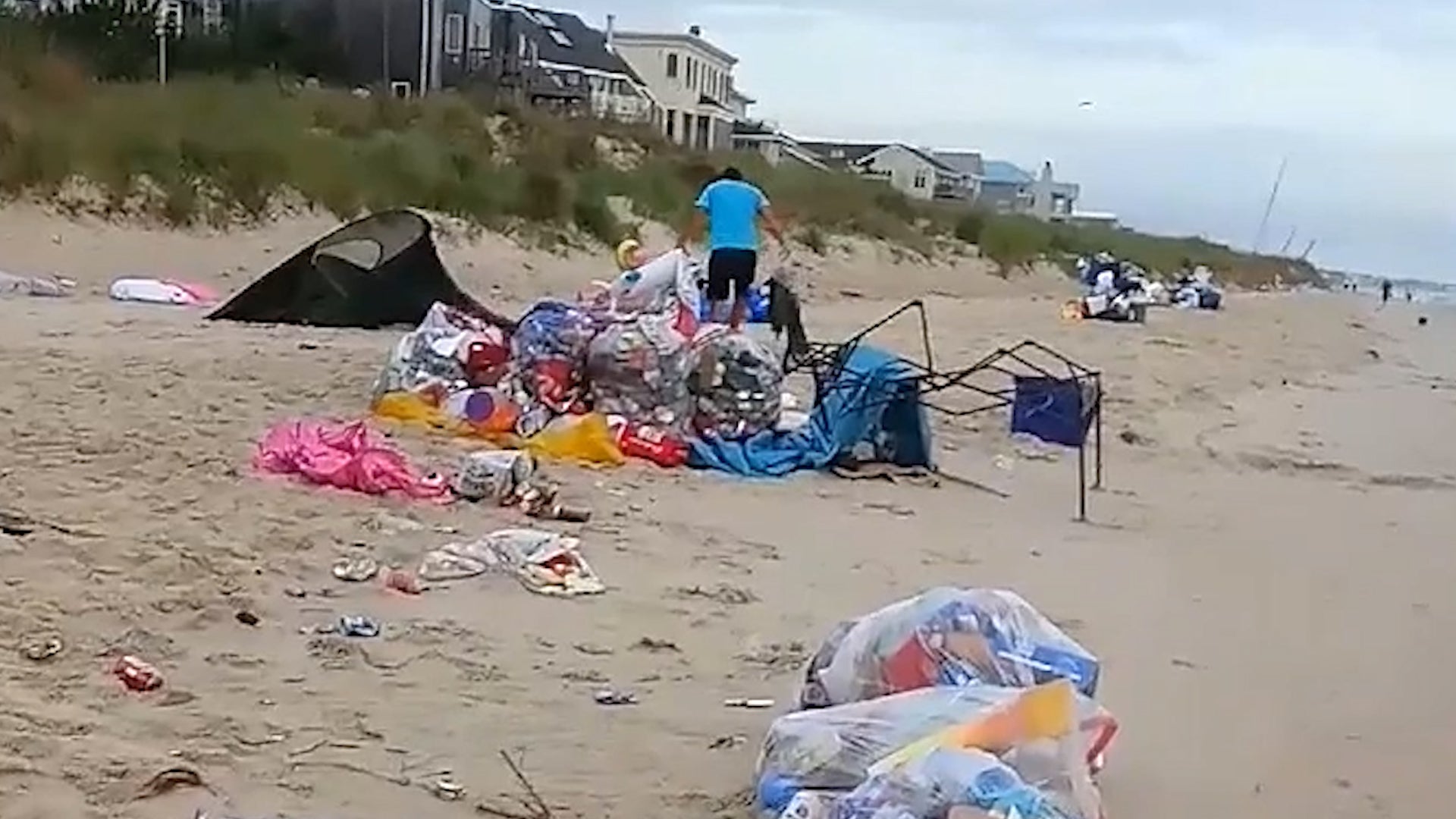 Virginia Beach Trashed After Boozy Chesapeake Bay Event The Weather
