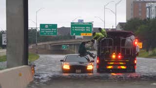 Hurricane Beryl: Houston Power Outages, Death Toll Rises | Weather.com (1) Hurricane Beryl: Houston Power Outages, Death Toll Rises | Weather.com (1)