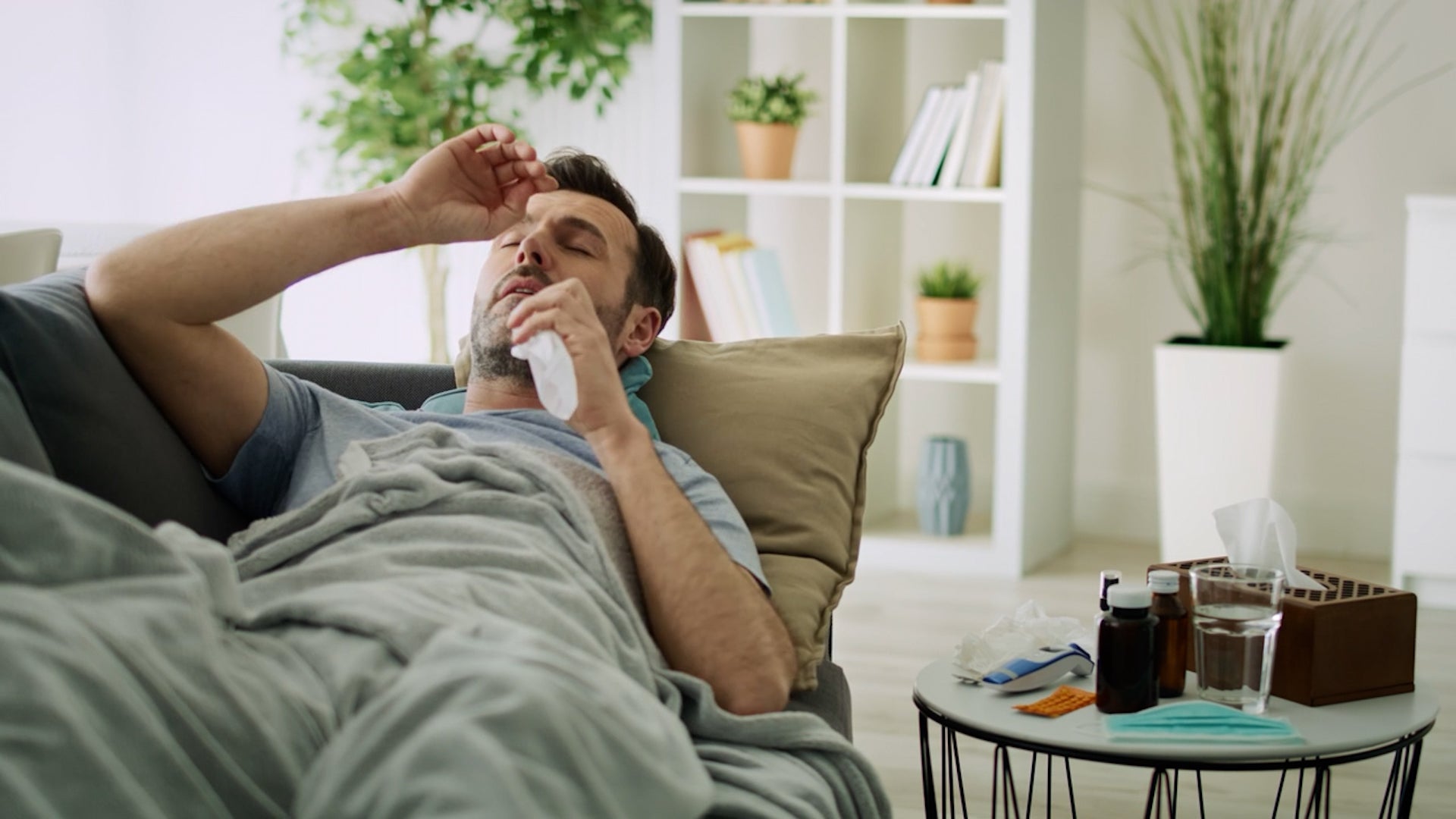 Here&rsquo;s What To Do If You Think You Have The Flu