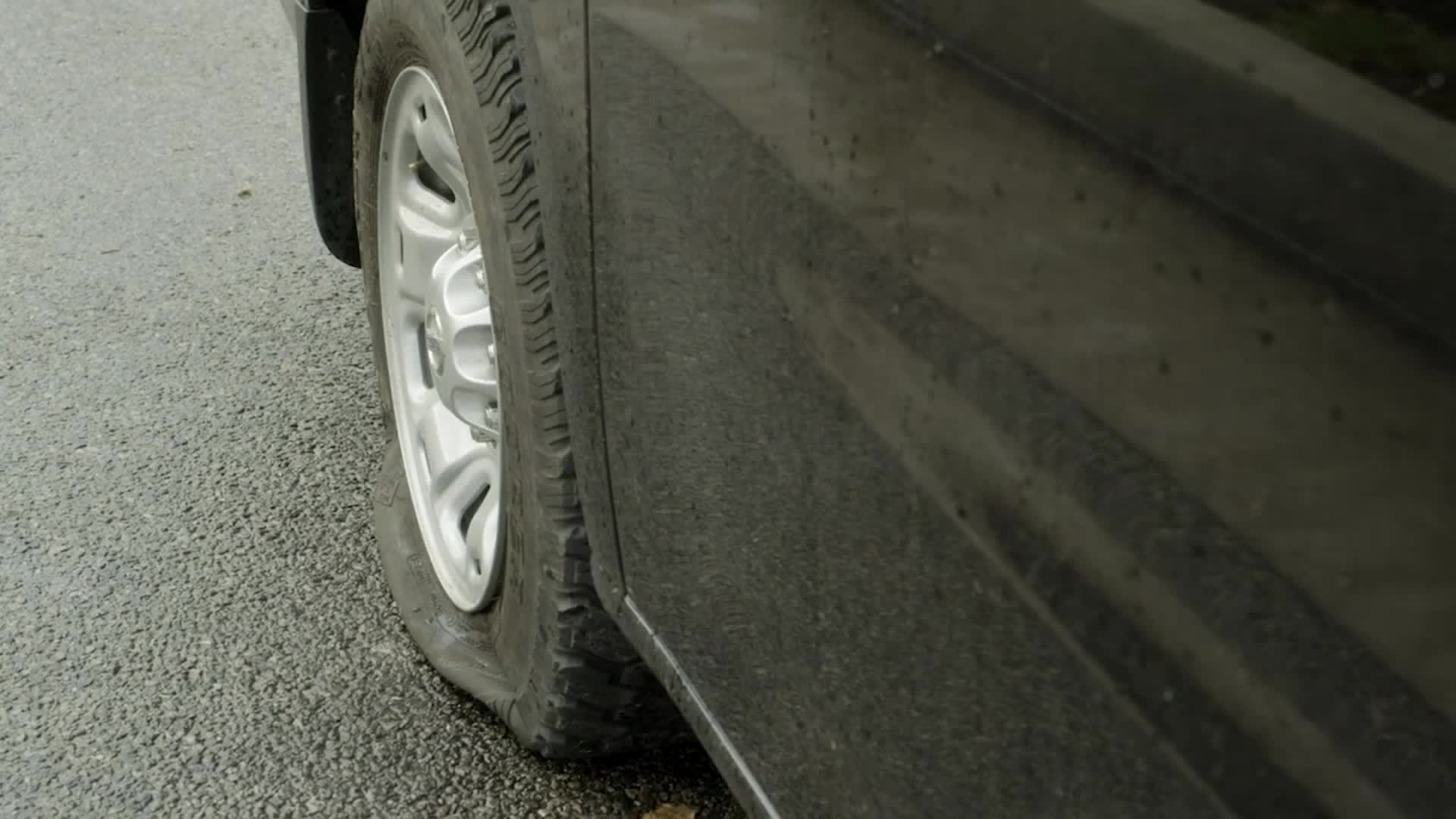 Can You Drive On A Flat Tire For Any Distance?