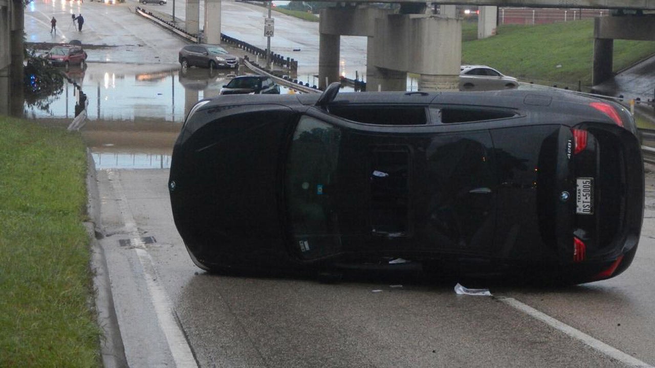 Life-Threatening Flooding in Dallas-Fort Worth Metroplex Submerges Cars