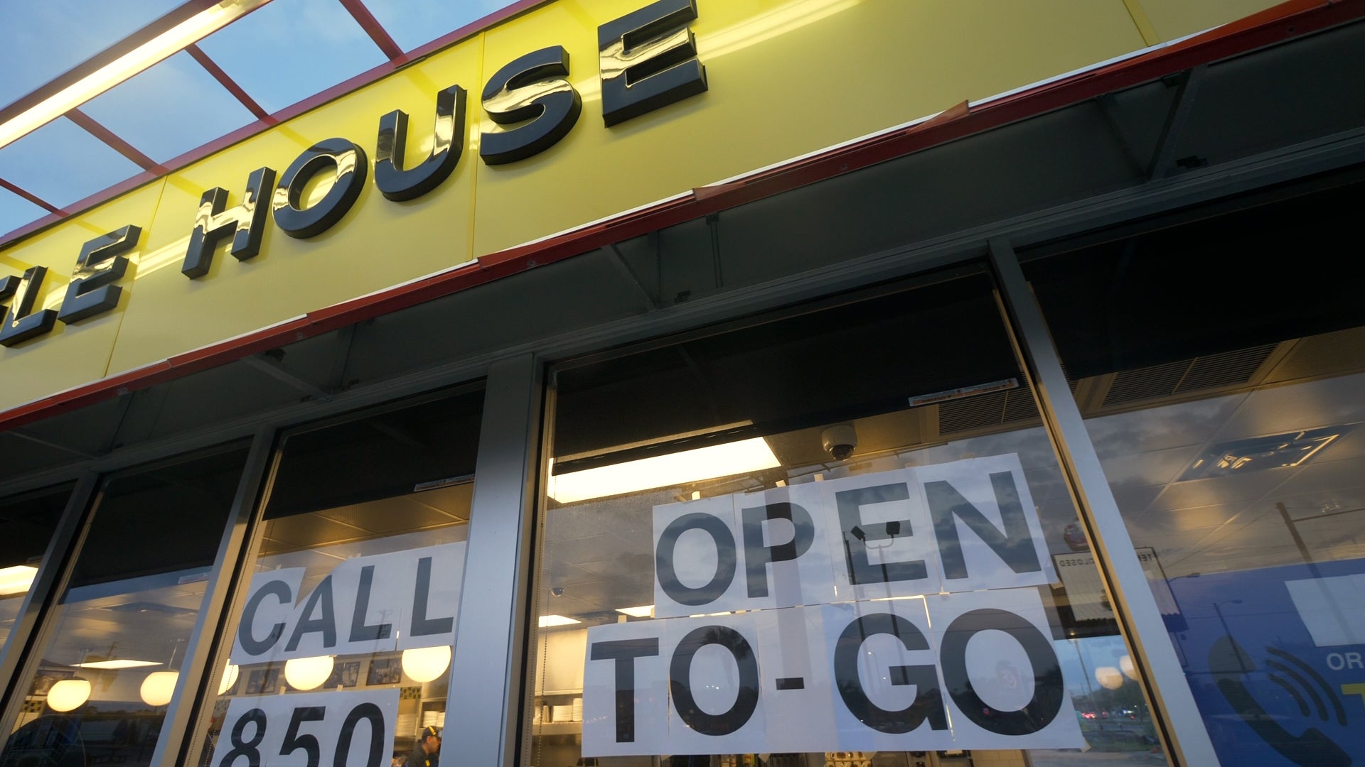 Milton Triggers Waffle House Shutdowns Across Florida