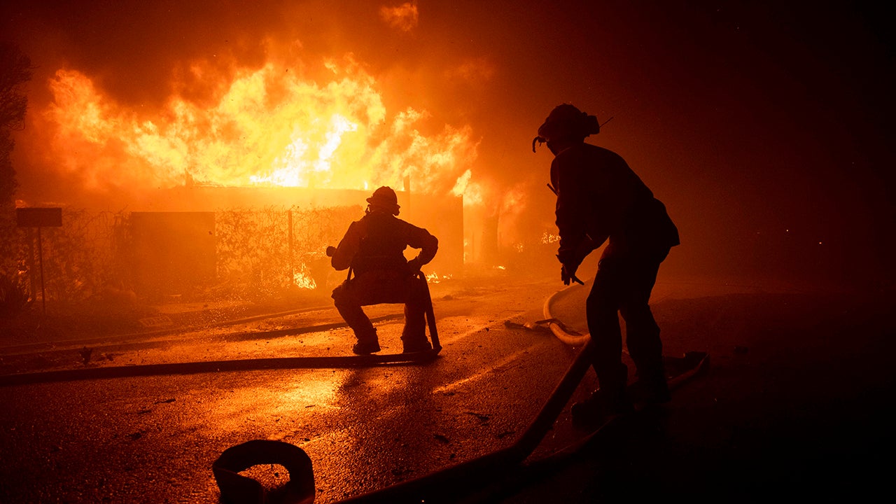 Los Angeles' Getty Fire Forces Evacuations; Kincade Fire Doubles in ...