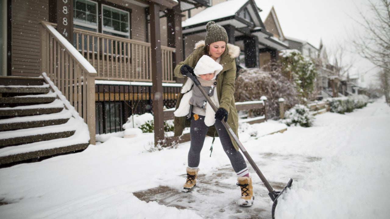 Use These Snow Shoveling Dos and Don'ts