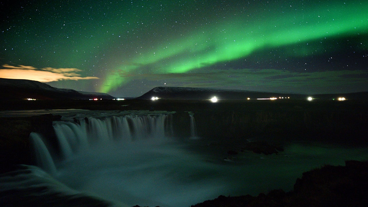 Ancient Australian Crystals Reveal Clues About Earth's First Magnetic Field