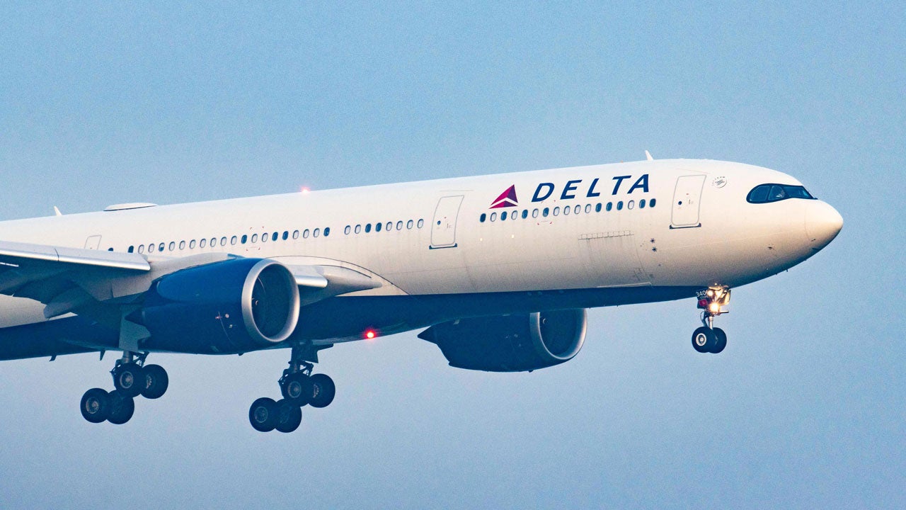 Severe Turbulence Injures 25 On Delta Air Lines Flight