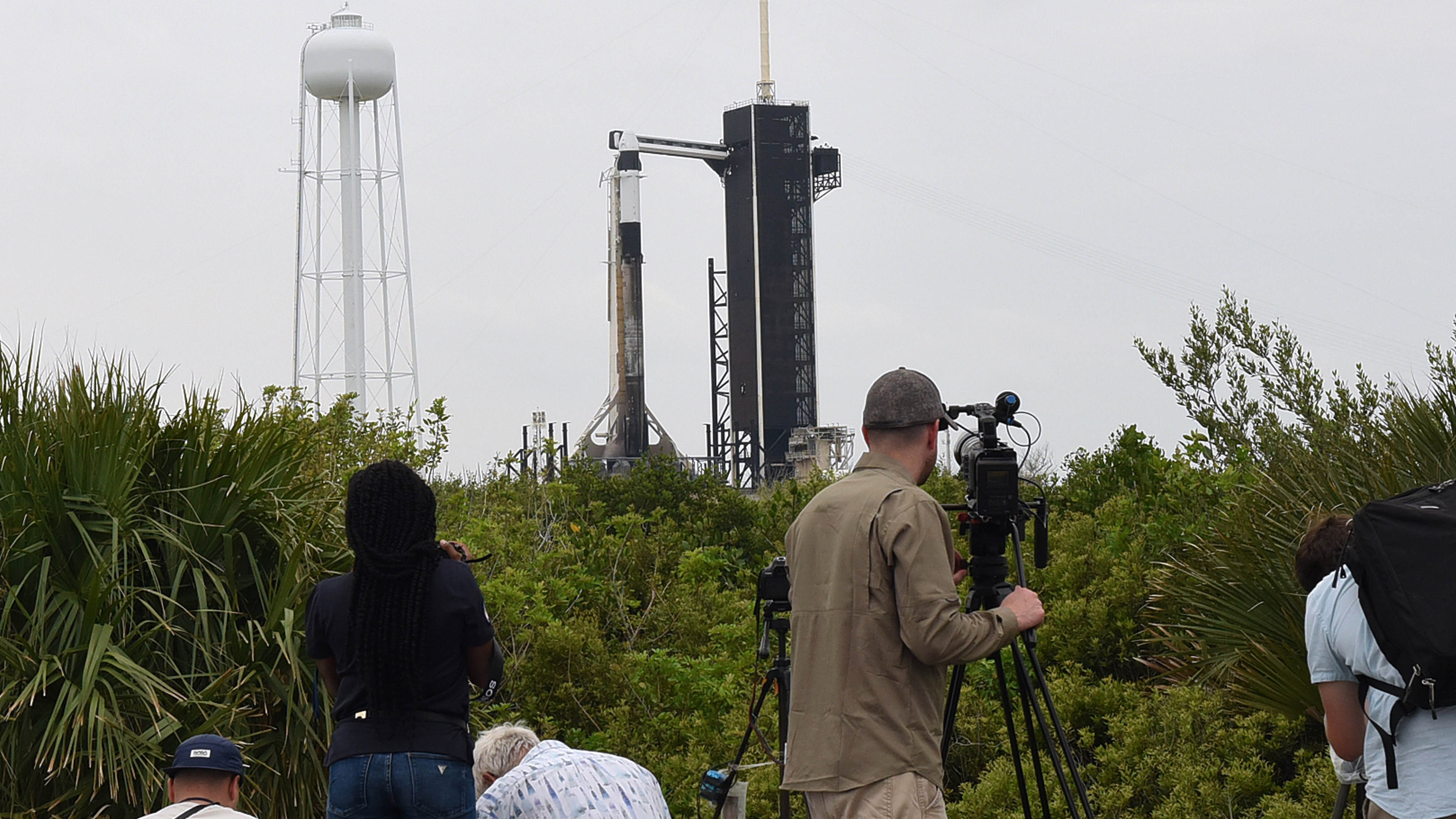 SpaceX Falcon 9 Launches Axiom Space Astronauts to International Space Station