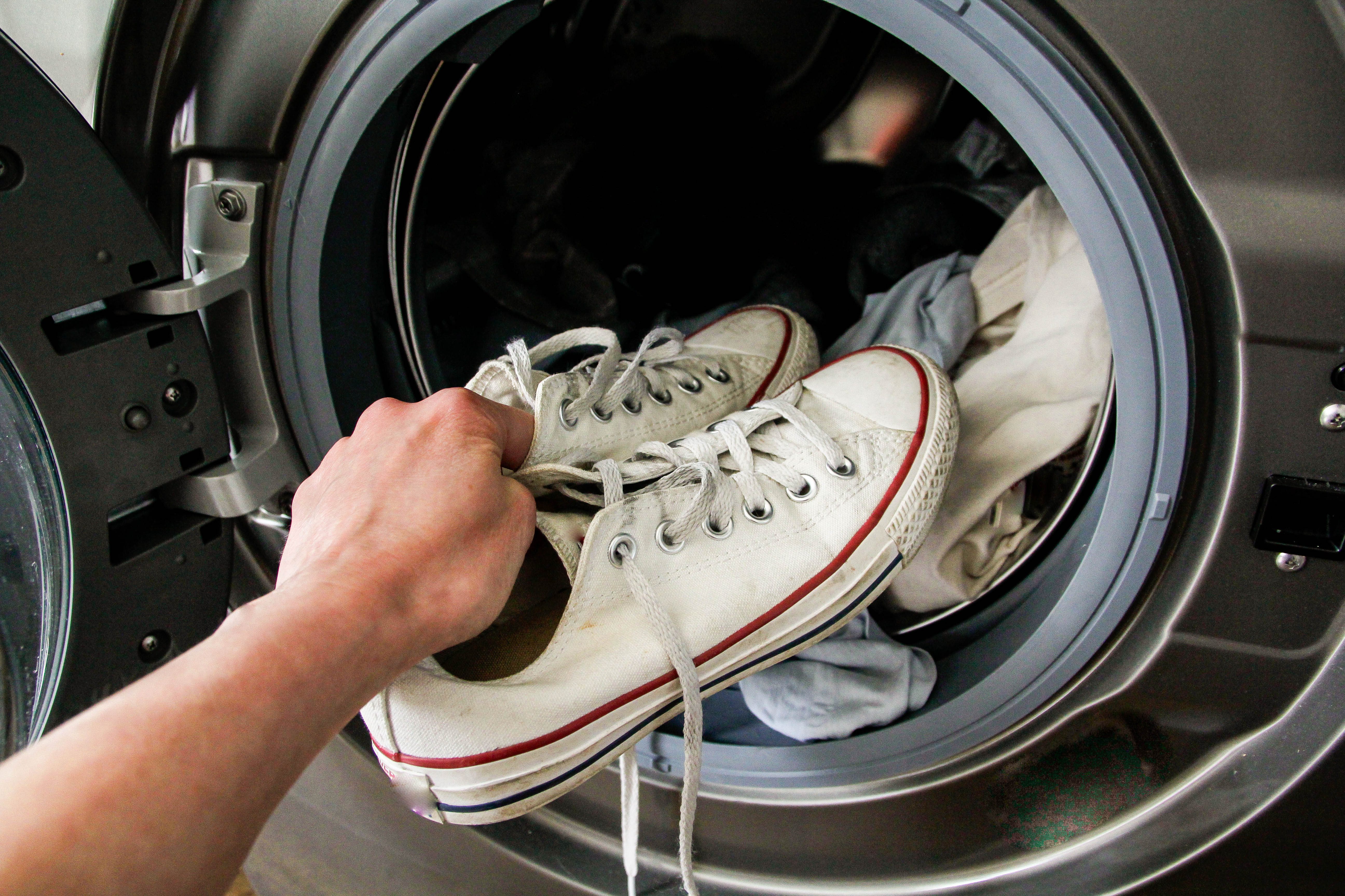 Sneakers in washing machine