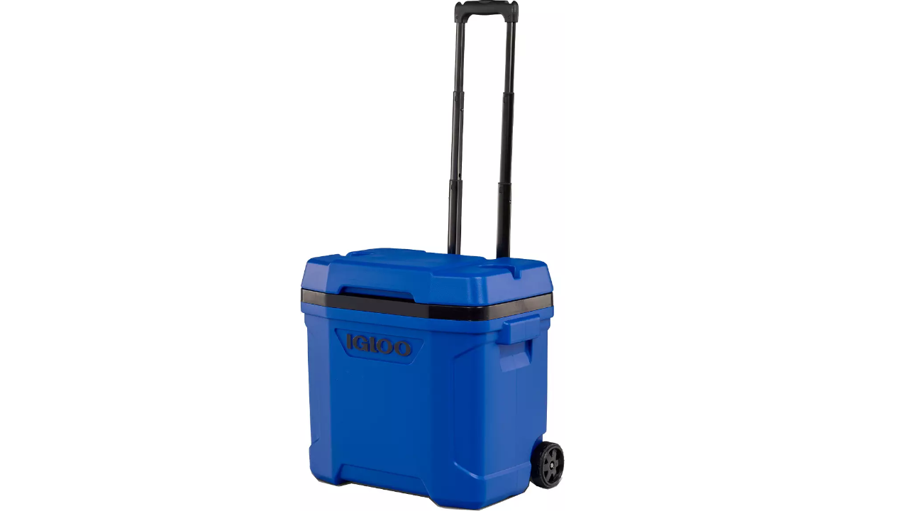 Igloo 30 Qt. Latitude Roller Cooler