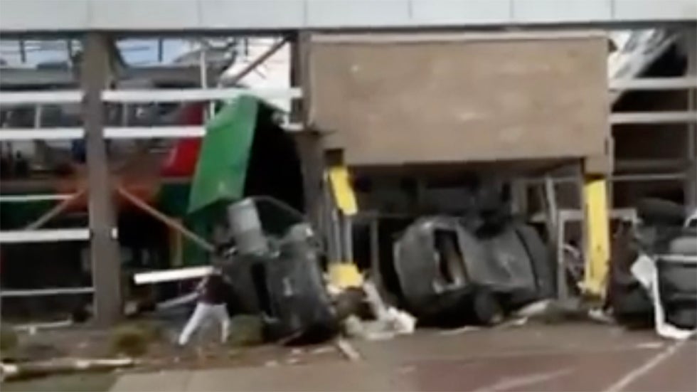 Man Describes What it was Like Inside When Tornado Hit YMCA in Andover, Kansas