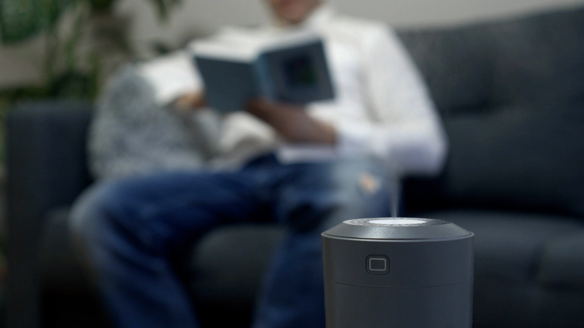 Why Winter Makes Your Skin Itch, And How To Stop It